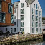 Quality Waterfront