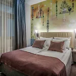 Hotel Quality Waterfront 4*