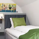 Quality Waterfront Hotel