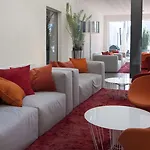 Quality Waterfront Hotel