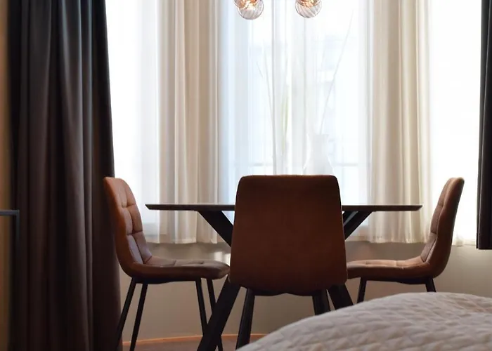 Quality Waterfront Hotel