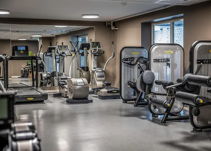 Quality Waterfront Hotel