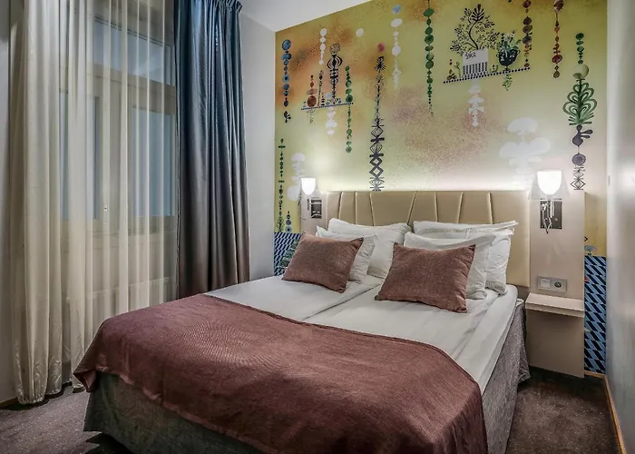 Hotel Quality Waterfront 4*