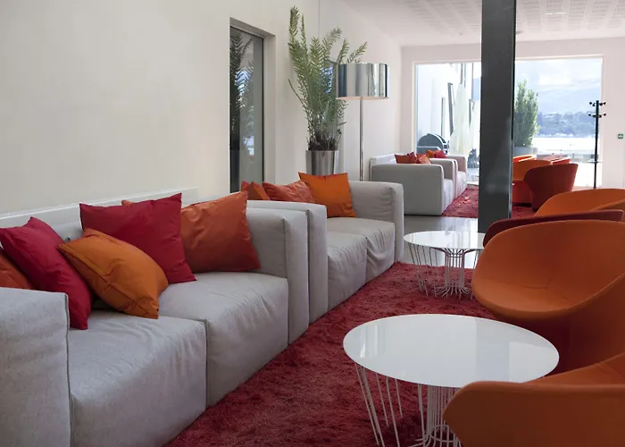 Quality Waterfront Hotel