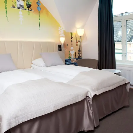 Quality Waterfront 4*