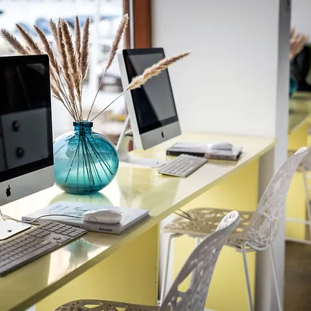 Quality Waterfront Hotel